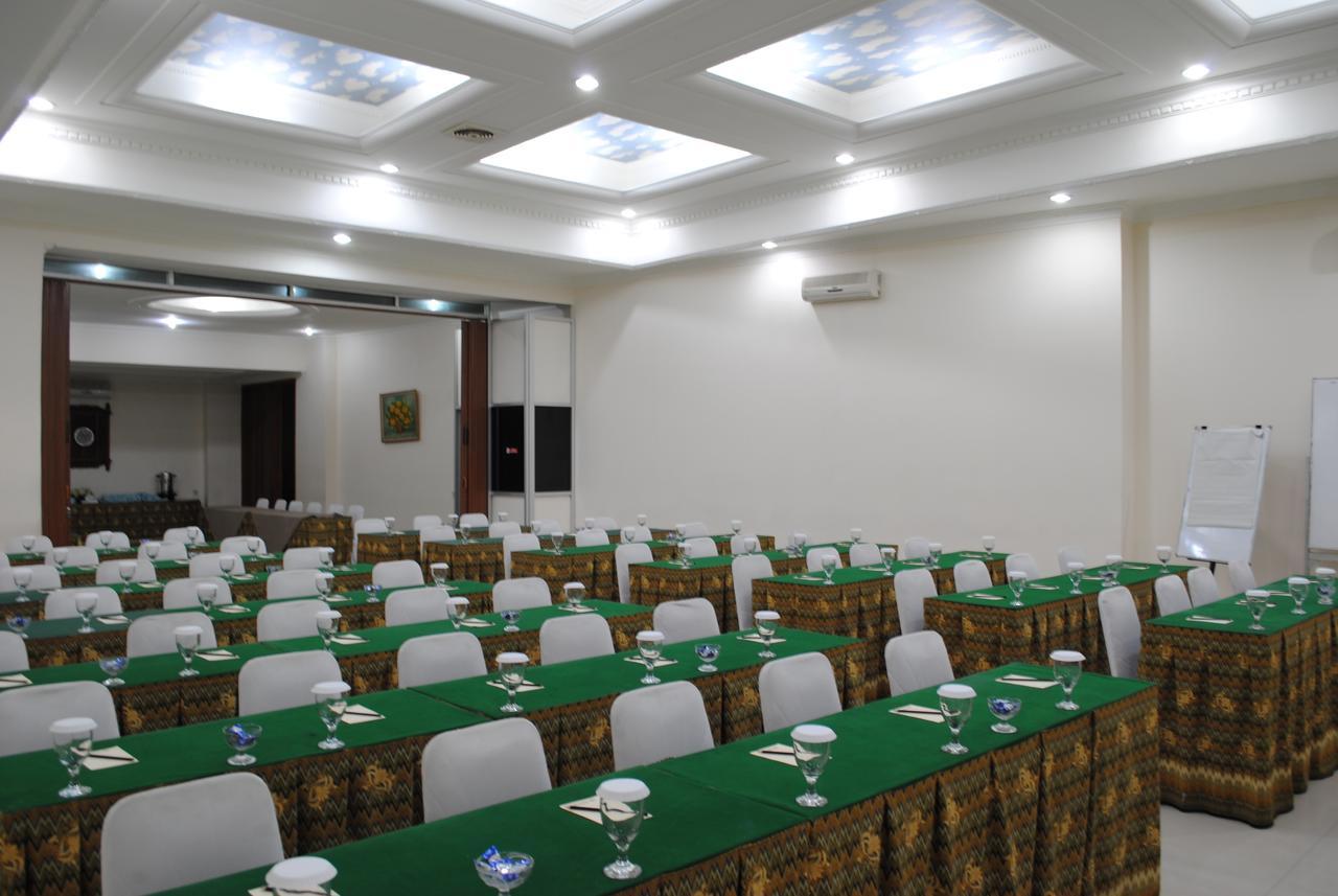 Hotel Wisata Baru Serang Exterior foto